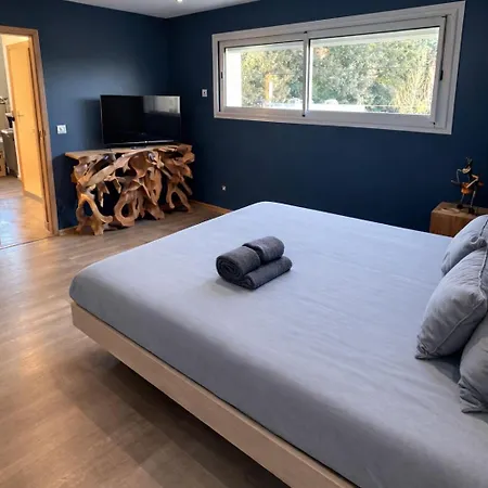 Charming House In With Pool & Jacuzzi Feriehus Alès